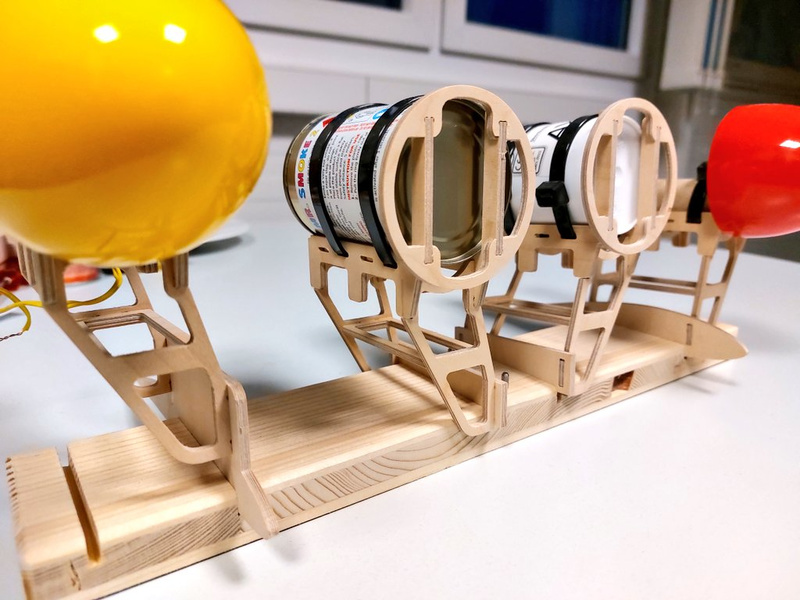 Klima držák dýmovnic pro RC modely univerzální (2)