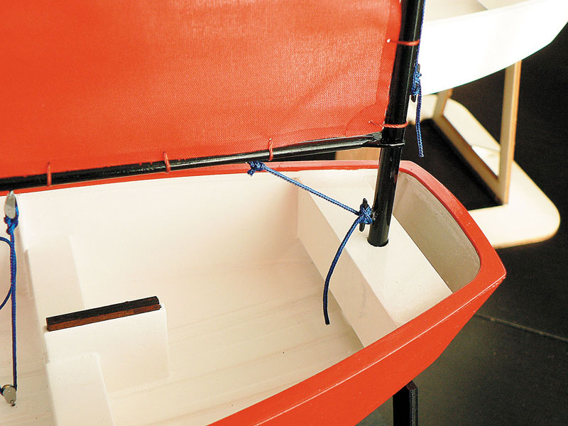 Krick Optimist plachetnice 1:10 kit