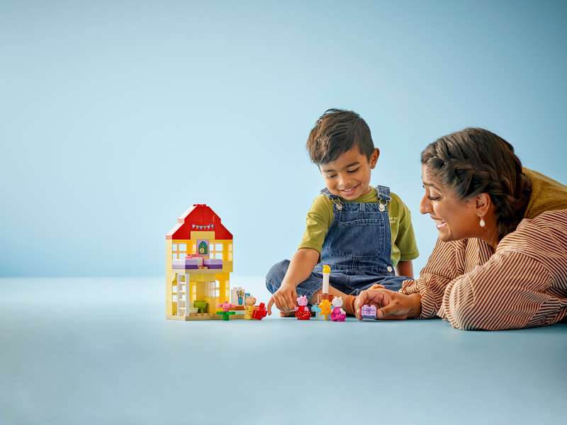 LEGO DUPLO - Prasátko Peppa a narozeninový dům
