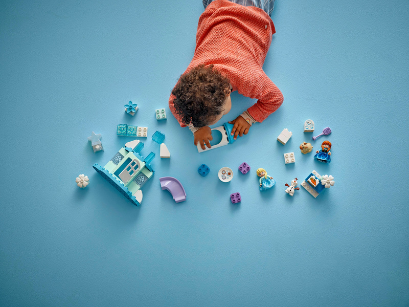 LEGO DUPLO - Ledové království: Anna a Elsa a oslava na hradě