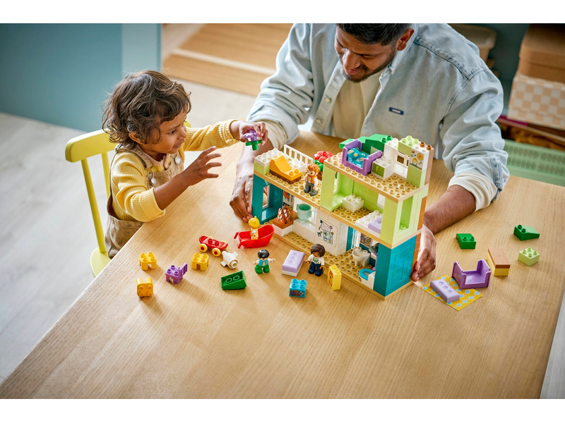 LEGO DUPLO - Moderní rodinný dům 3 v 1 s figurkami