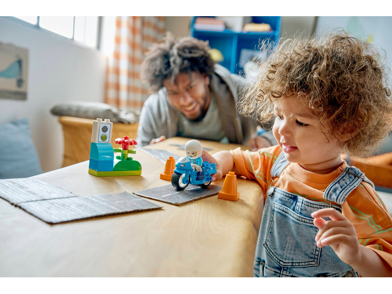 LEGO Friends - Modrá policejní motorka