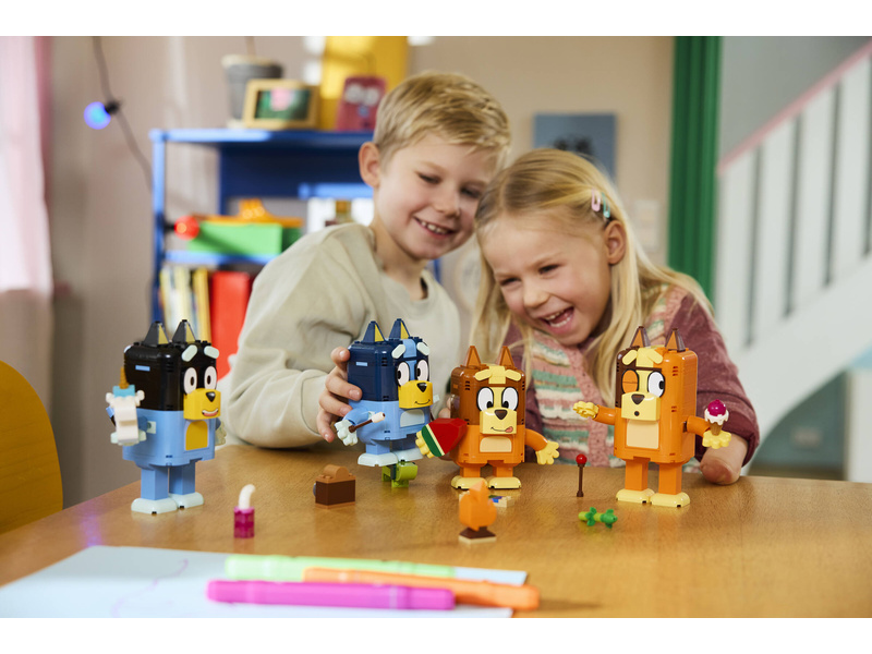 LEGO Bluey - Bluey a její rodinka z kostek