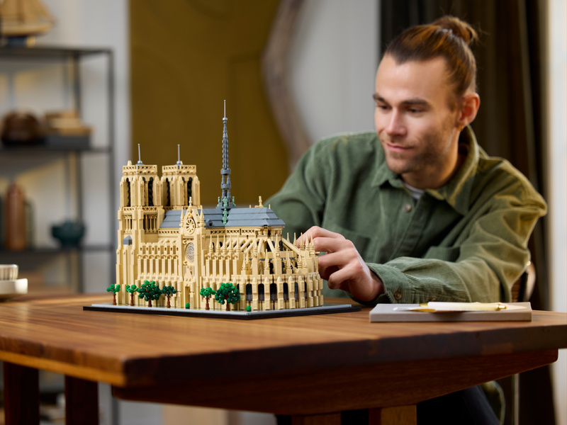 LEGO Architecture - Notre-Dame v Paříži