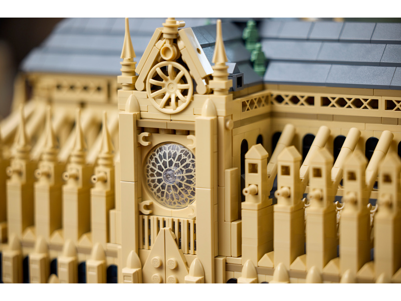 LEGO Architecture - Notre-Dame v Paříži