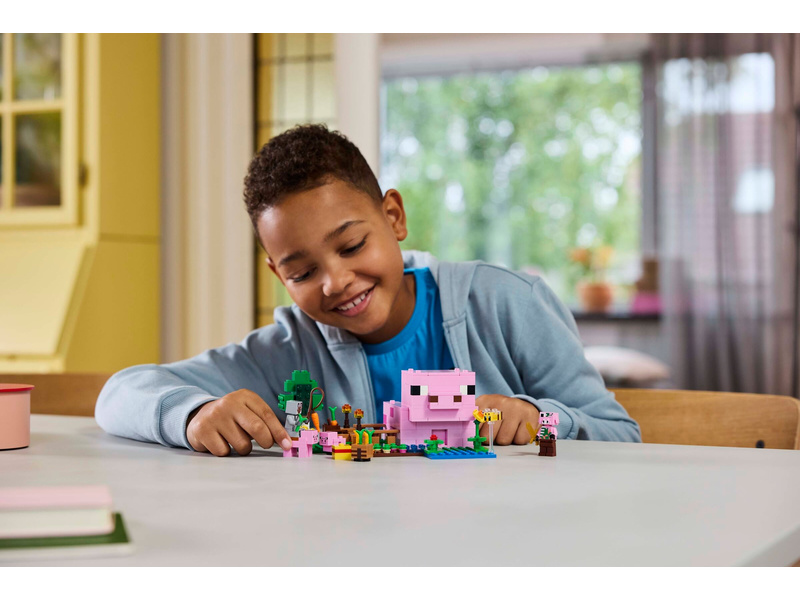 LEGO Minecraft - Domeček Prasátka