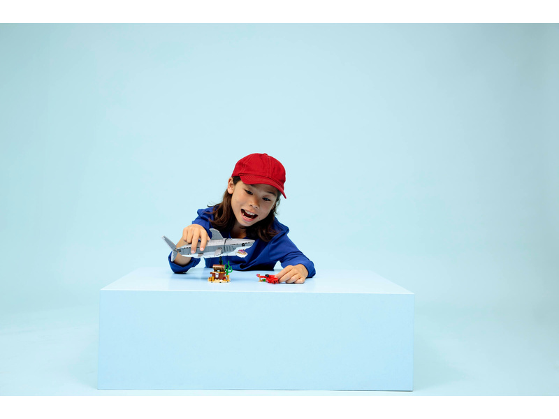 LEGO Creator - Divoký žralok a truhla s pokladem