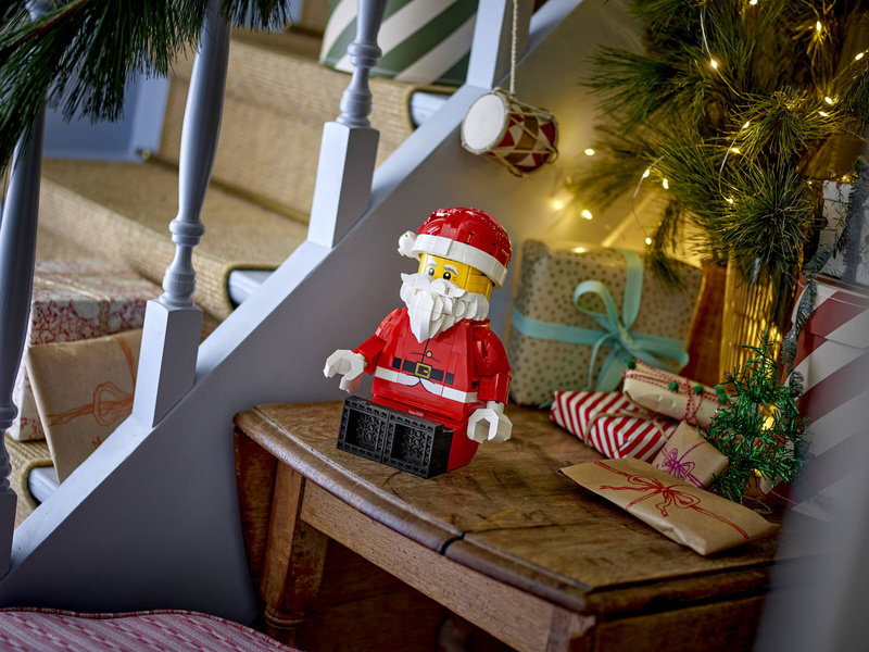LEGO Iconic - Zvětšená minifigurka Santy