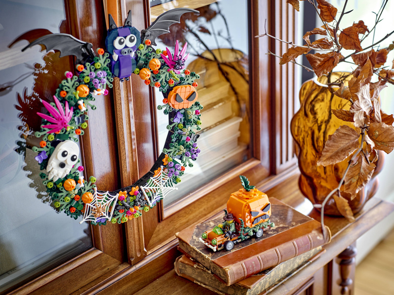 LEGO Iconic - Halloweenský věnec
