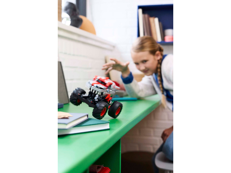 LEGO Technic - Monster Jam ThunderROARus s natahovacím motorem