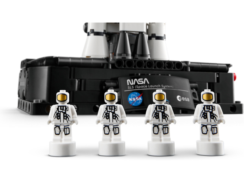 LEGO Technic - Raketa NASA Artemis Space Launch System