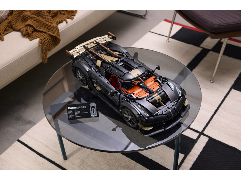 LEGO Technic - Megacar Koenigsegg Sadair's Spear