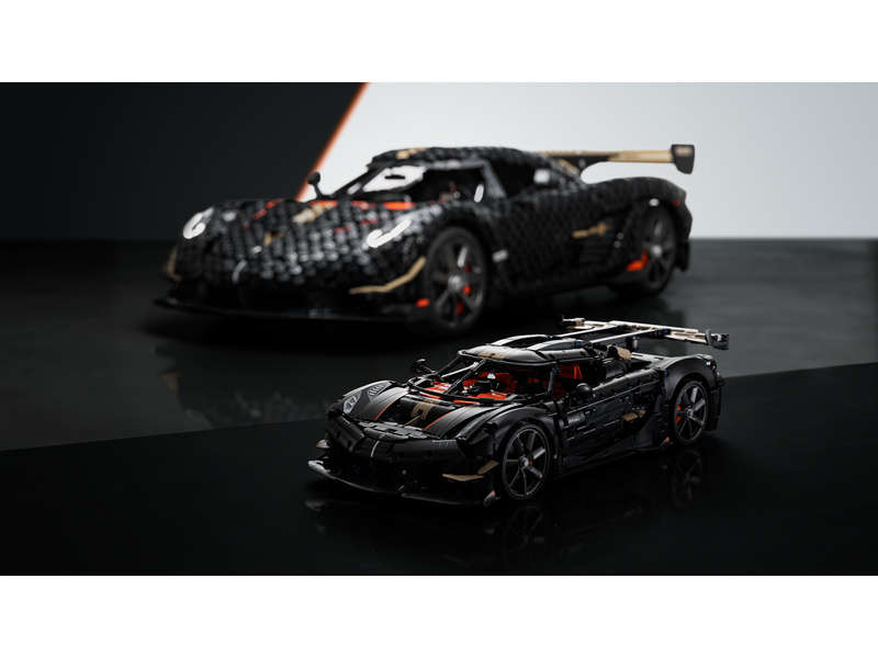 LEGO Technic - Megacar Koenigsegg Sadair's Spear