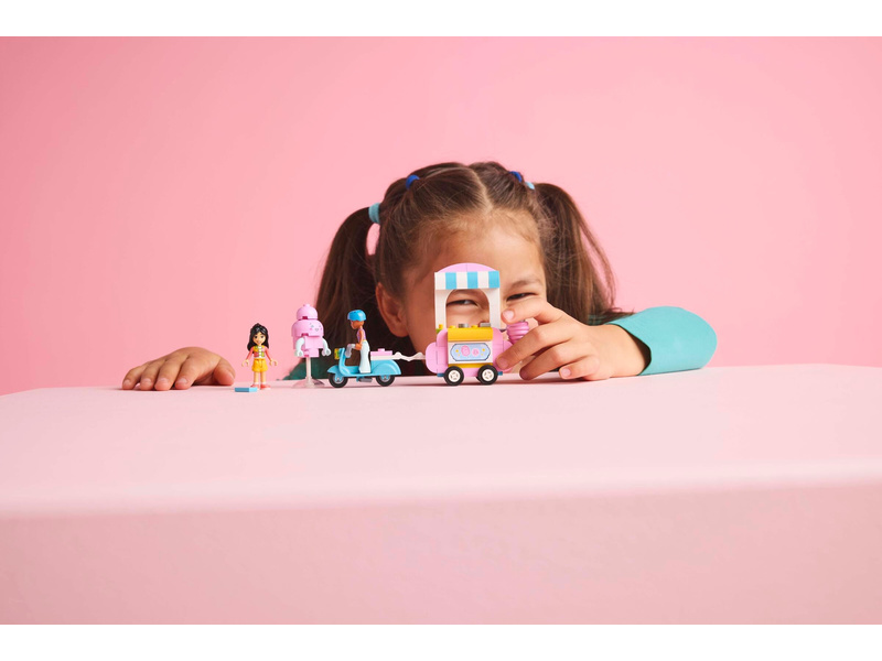 LEGO Friends - Stánek s cukrovou vatou a skútr
