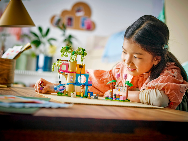 LEGO Friends - Kočičí narozeninová oslava a dům na stromě