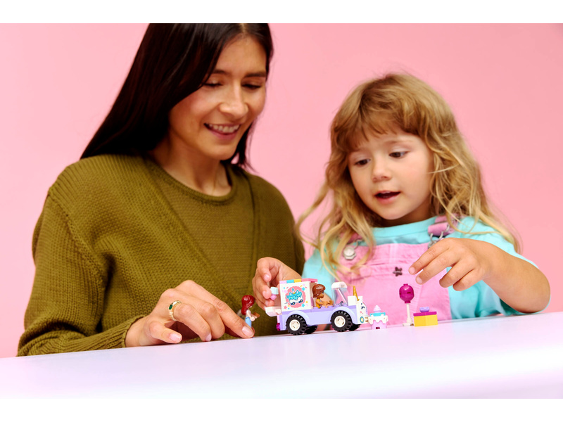 LEGO Friends - Jednorožčí donáškové auto s dortem
