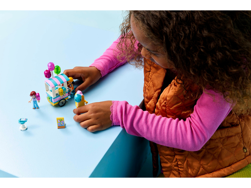 LEGO Friends - Stánek se zmrzlinou a balónky