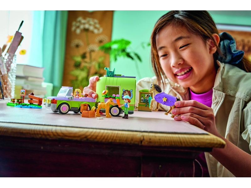 LEGO Friends - Přívěs s koněm a hříbětem