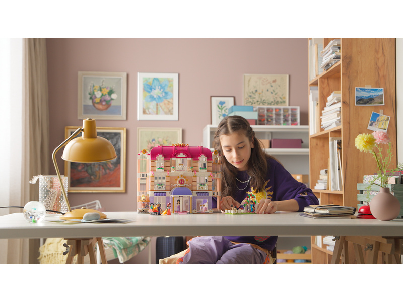 LEGO Friends - Grand Hotel v městečku Heartlake