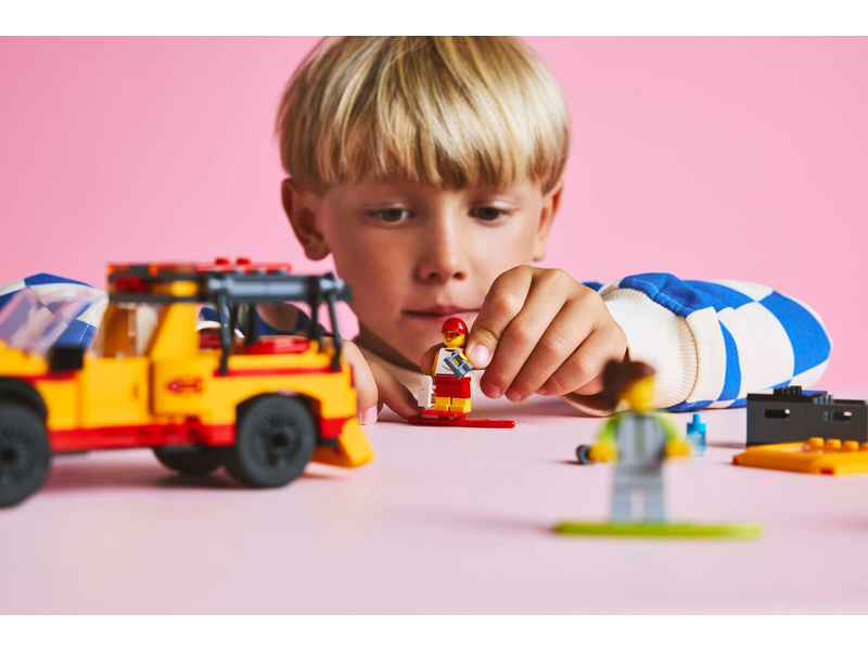 LEGO City - Záchranné auto pro plavčíka