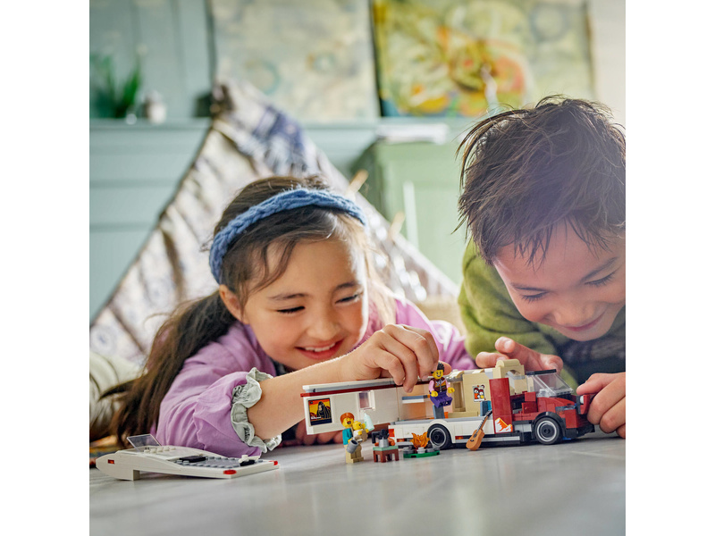 LEGO City - Prázdninový dobrodružný karavan