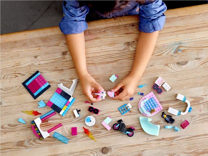 LEGO Movie - Lucy a její box pro stavitele!