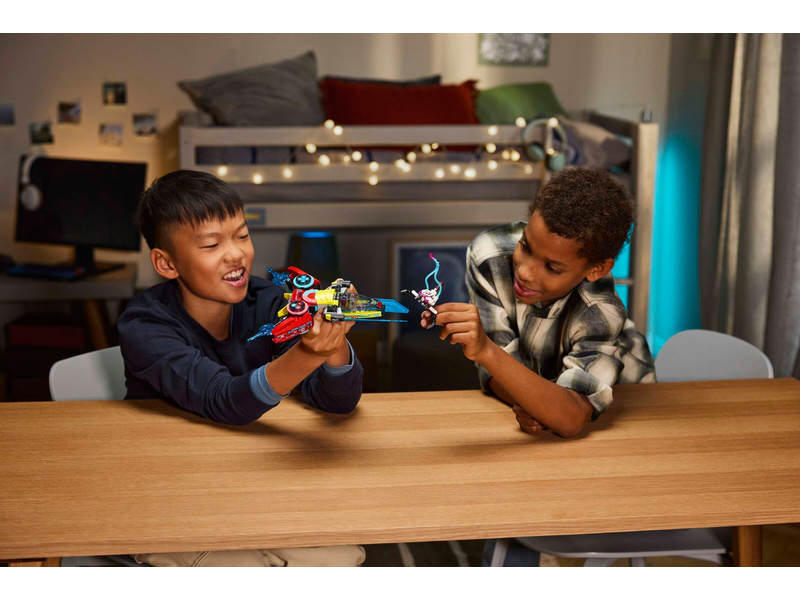 LEGO DREAMZzz - Cooperovo letadlo v podobě herního ovladače