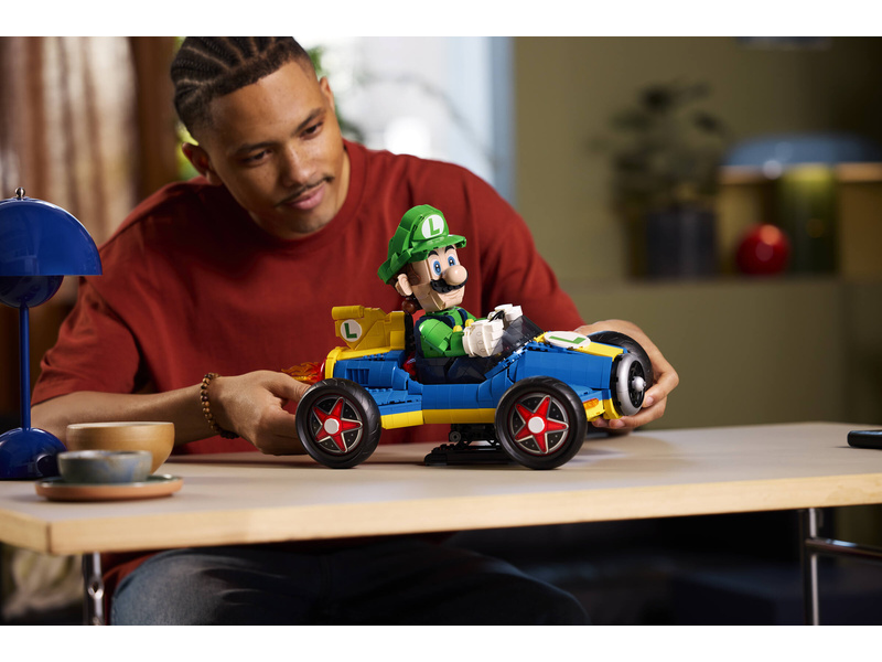 LEGO Super Mario - Mario Kart™ – Luigi a Mach 8