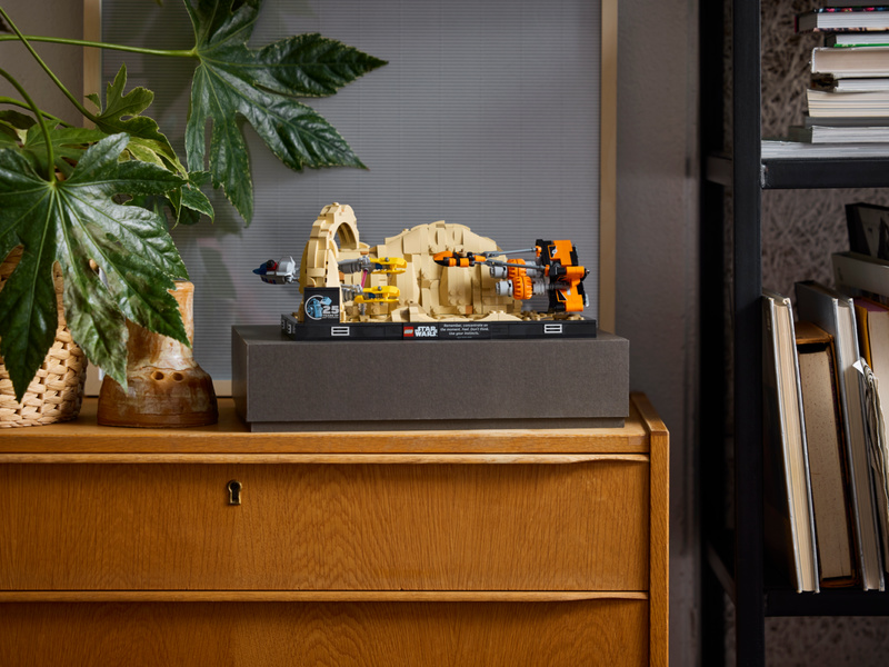 LEGO Star Wars - Závody kluzáků v Mos Espa - dioráma