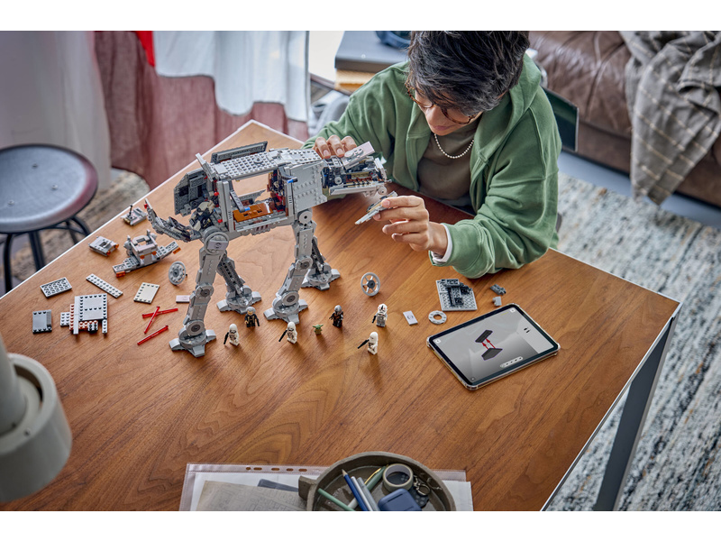 LEGO Star Wars - AT-AT™ s a INT-4 z Imperiálního zůstatku