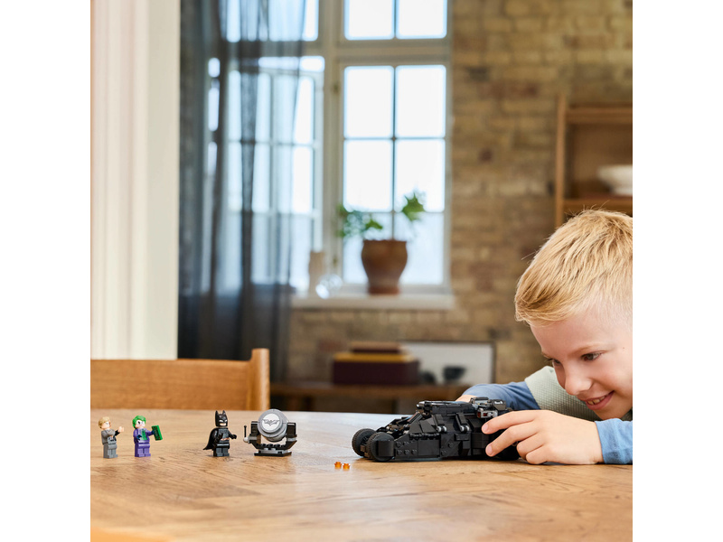 LEGO DC Batman - Batman Tumbler vs. Two-Face a Joker