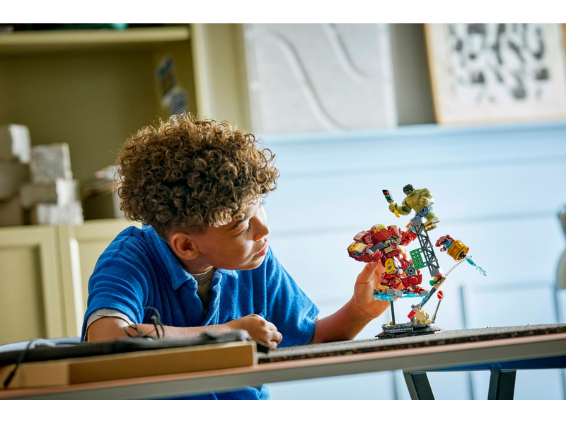 LEGO Marvel - Epický souboj: Hulkbuster vs. Hulk