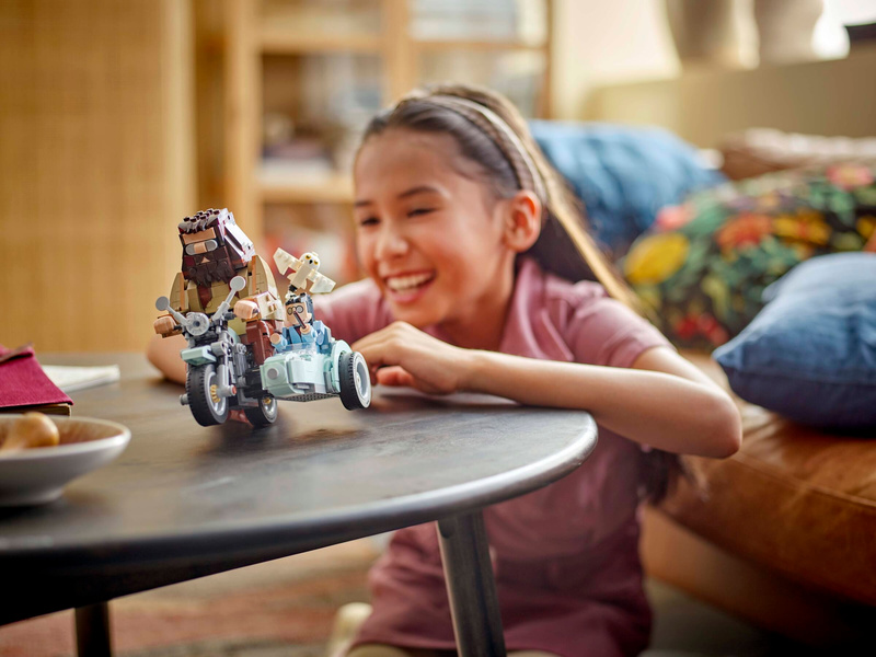 LEGO Harry Potter - Hagrid a Harry na motorce