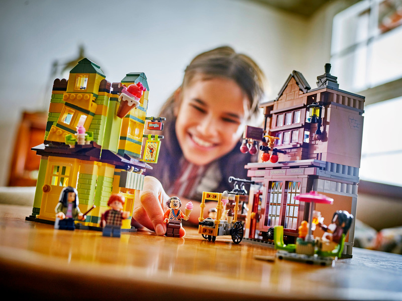 LEGO Harry Potter - Prvotřídní potřeby pro famfrpál a zmrzlinářství