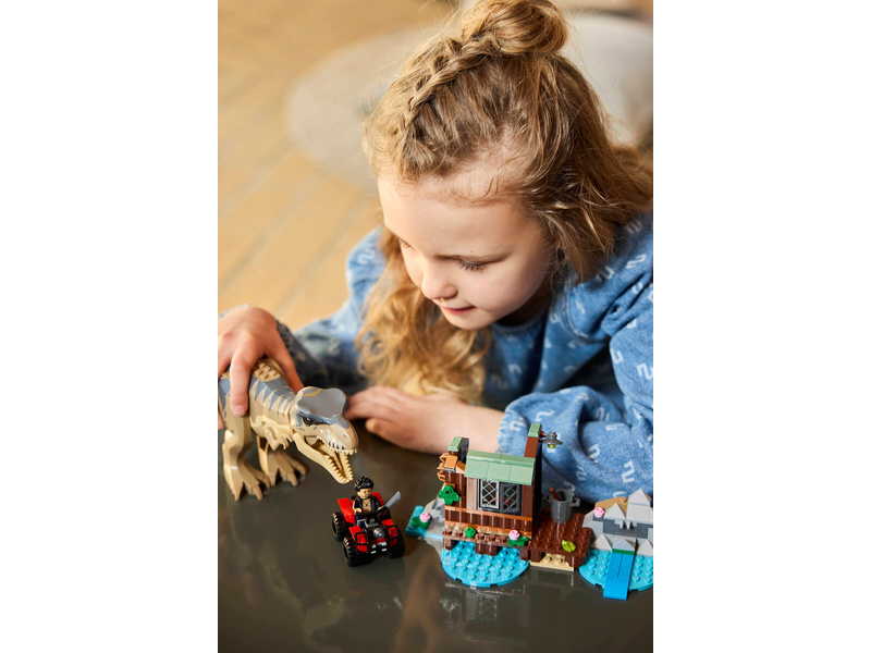 LEGO Jurassic World - T-rex a útěk po řece