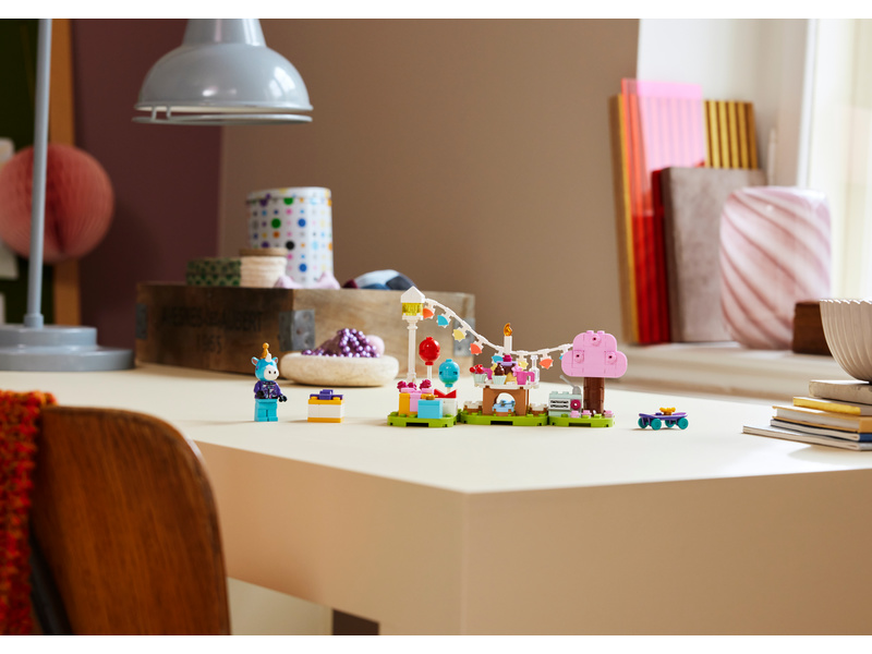 LEGO Animal Crossing - Julianova oslava narozenin