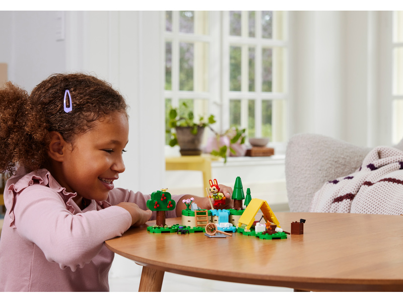 LEGO Animal Crossing - Bunnie a aktivity v přírodě
