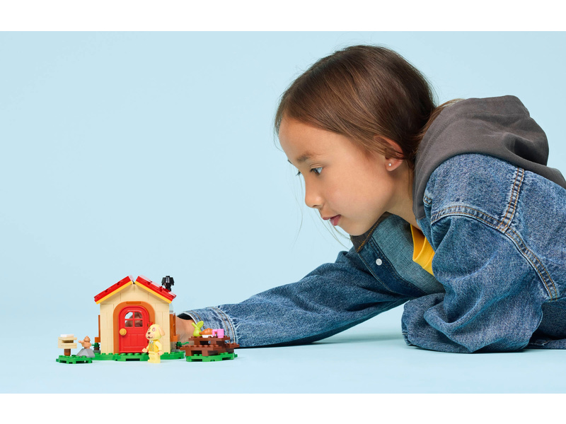 LEGO Animal Crossing - Goldie a její útulný dům