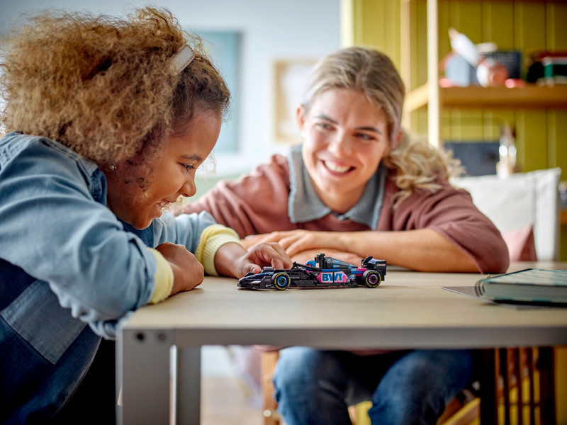 LEGO Speed Champions - Závodní auto BWT Alpine F1® team A524