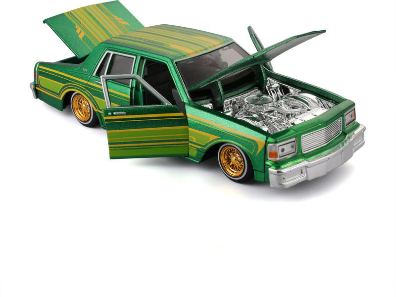 Maisto Chevrolet Caprice 1987 1:26