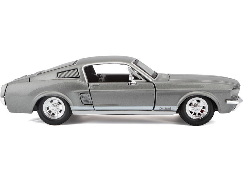 Maisto Ford Mustang GT 1967 1:24 šedá metalíza