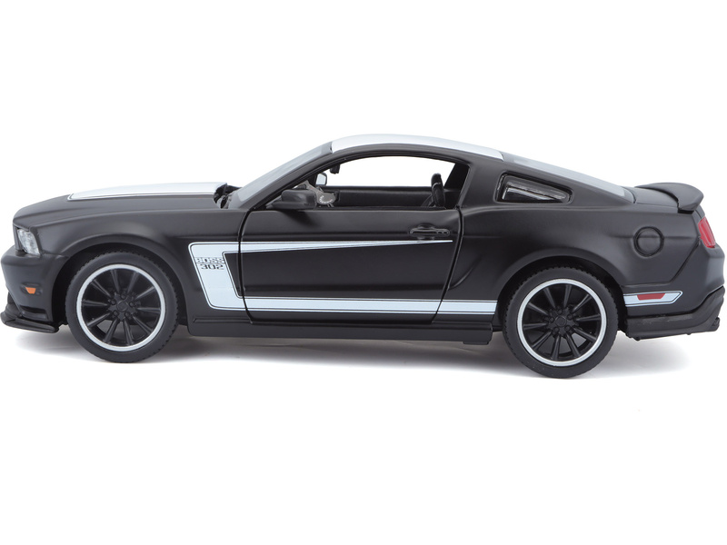 Maisto Ford Mustang Boss 302 1:24 černá matná