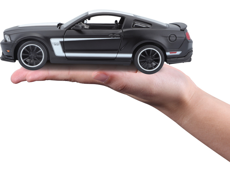 Maisto Ford Mustang Boss 302 1:24 černá matná