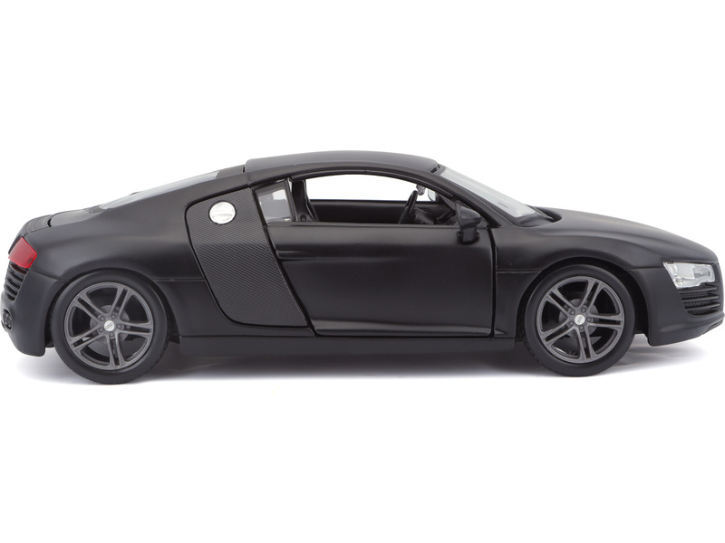 Maisto Audi R8 1:24 černá matná