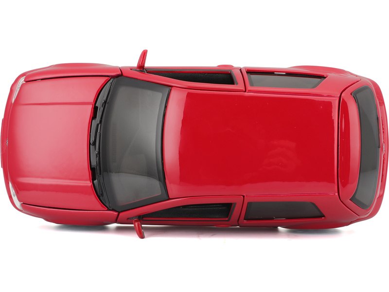 Maisto Volkswagen Golf R32 1:24 červená