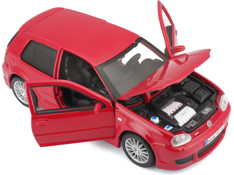 Maisto Volkswagen Golf R32 1:24 červená