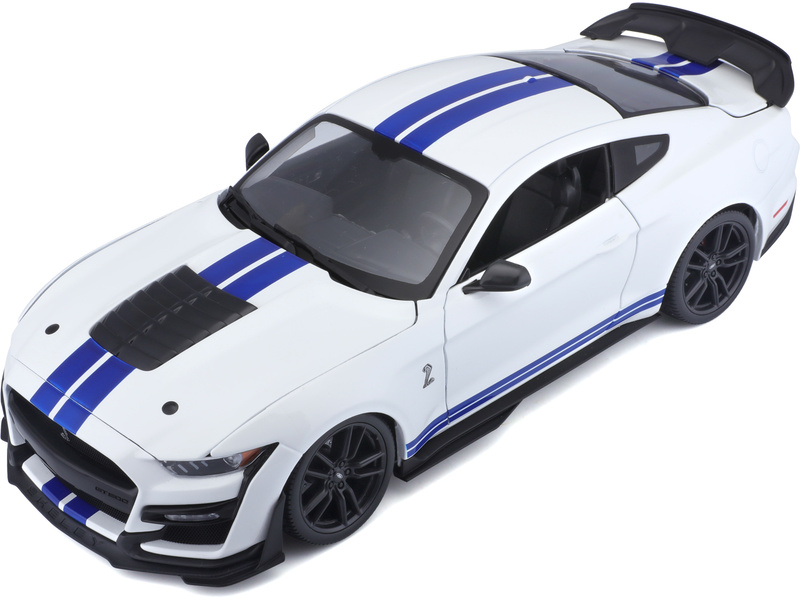 Maisto Mustang Shelby GT500 2020 1:18 bílá
