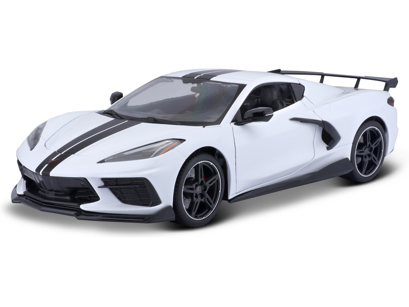 Maisto Chevrolet Corvette Stingray Coupe 2020 1:18 bílá