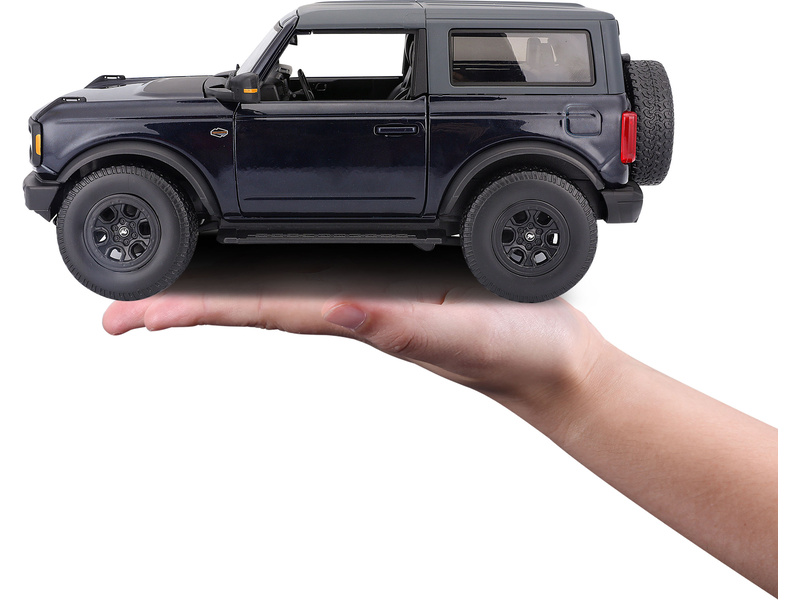 Maisto Ford Bronco Wildtrak 2021 1:18 modrá metalíza