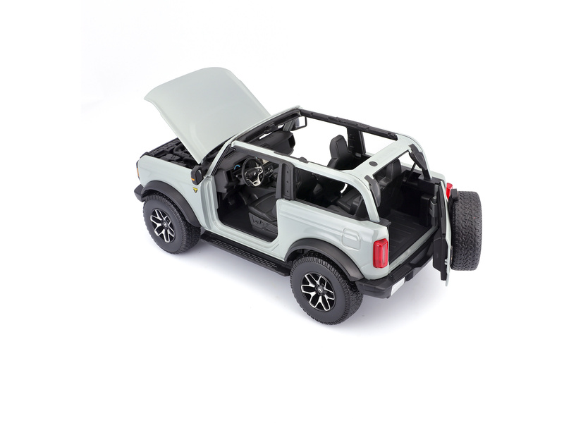 Maisto Ford Bronco Badlands 2021 1:18 kaktusově šedá